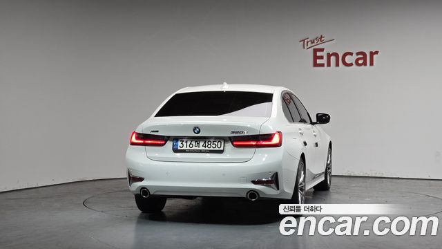 BMW 3-Series 320d xDrive Luxury
