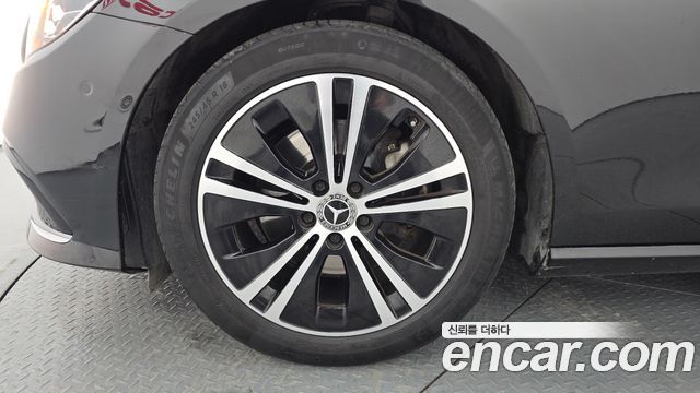 Mercedes-Benz E-Class E250 Avantgarde
