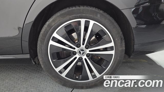 Mercedes-Benz E-Class E250 Avantgarde
