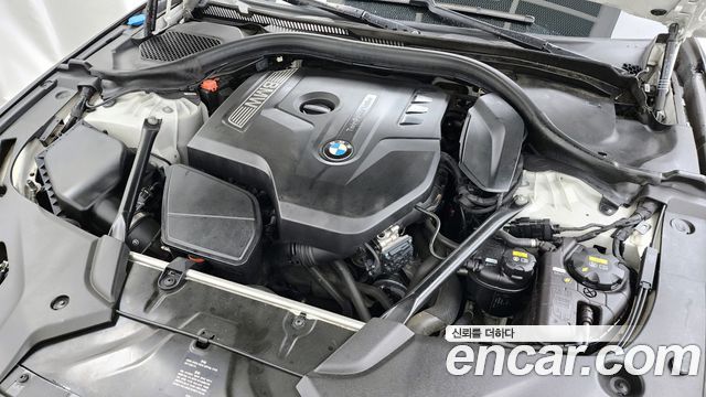 BMW 5-Series 530i xDrive M Sport Package