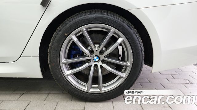 BMW 5-Series 530i xDrive M Sport Package
