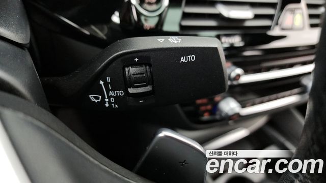 BMW 5-Series 530i xDrive M Sport Package