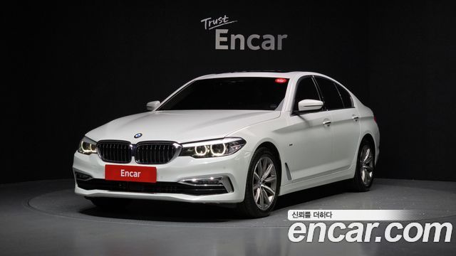 BMW 5-Series 520i Luxury