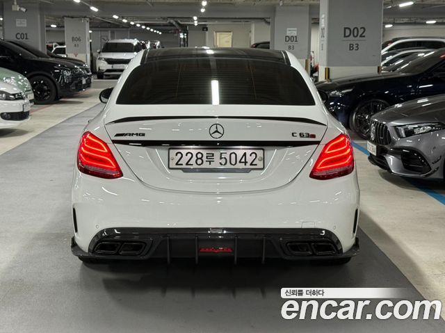 Mercedes-Benz C-Class C63 S AMG