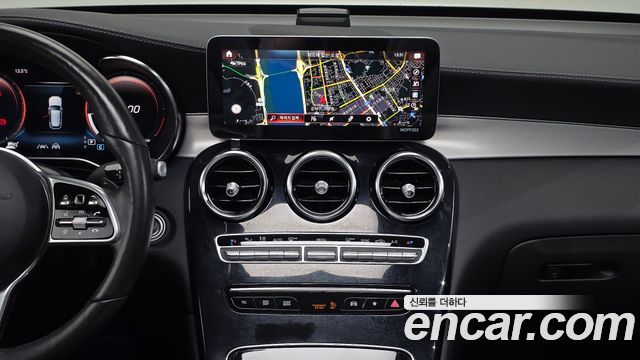 Mercedes-Benz GLC-Class GLC220 d 4MATIC