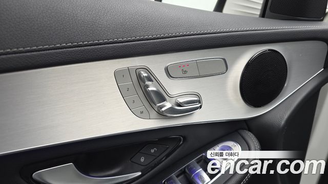 Mercedes-Benz GLC-Class GLC220 d 4MATIC
