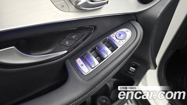 Mercedes-Benz GLC-Class GLC220 d 4MATIC