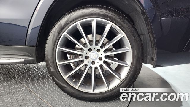 Mercedes-Benz GLS-Class GLS500 4MATIC