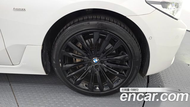 BMW Gran Turismo 640i xDrive Luxury