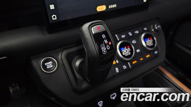 Land Rover Defender 110 P400 X