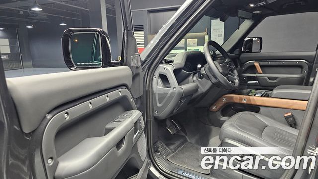 Land Rover Defender 110 P400 X