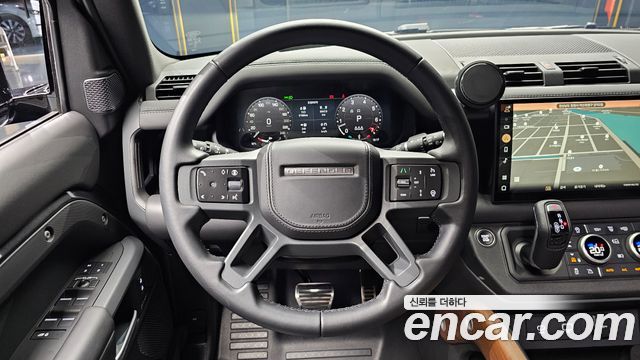 Land Rover Defender 110 P400 X