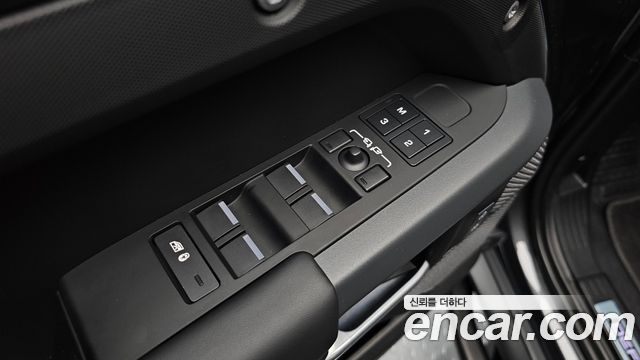 Land Rover Defender 110 P400 X