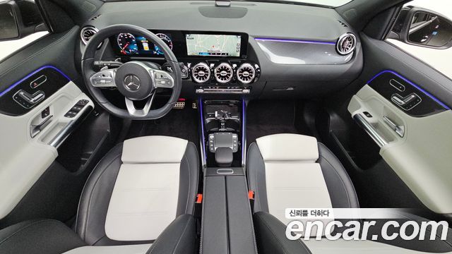 Mercedes-Benz GLA-Class GLA250 4MATIC