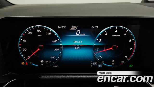 Mercedes-Benz GLA-Class GLA250 4MATIC