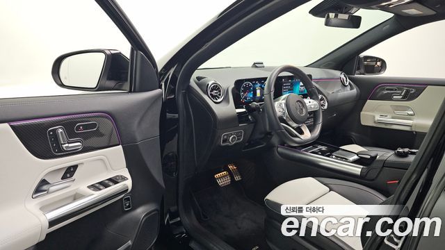 Mercedes-Benz GLA-Class GLA250 4MATIC