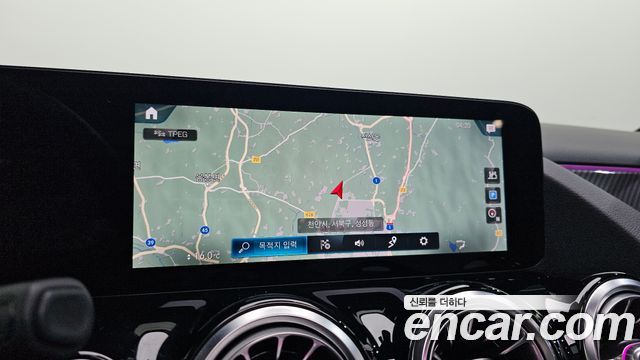 Mercedes-Benz GLA-Class GLA250 4MATIC