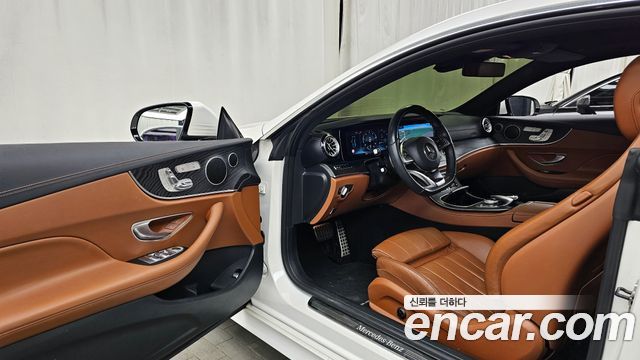 Mercedes-Benz E-Class W213 E220d Coupe