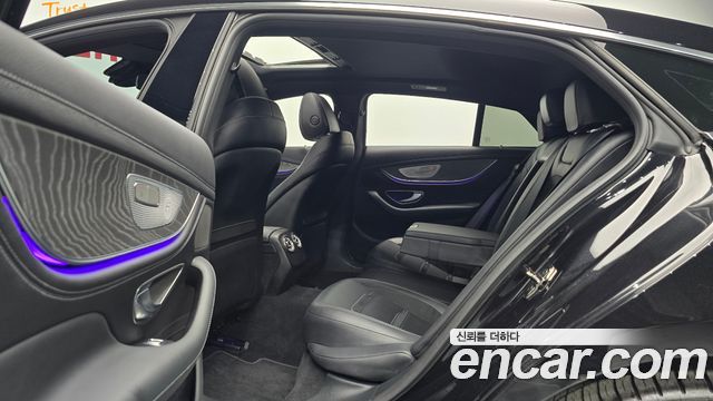 Mercedes-Benz AMG GT 4Door 43 4MATIC+