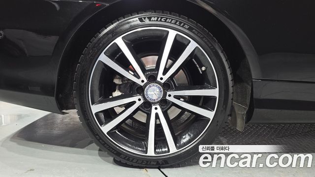 Mercedes-Benz E-Class E400 Coupe