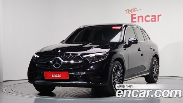 Mercedes-Benz GLC-Class GLC300 4MATIC AMG Line