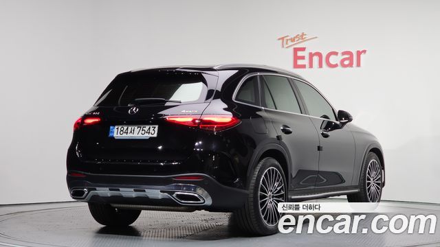 Mercedes-Benz GLC-Class GLC300 4MATIC AMG Line