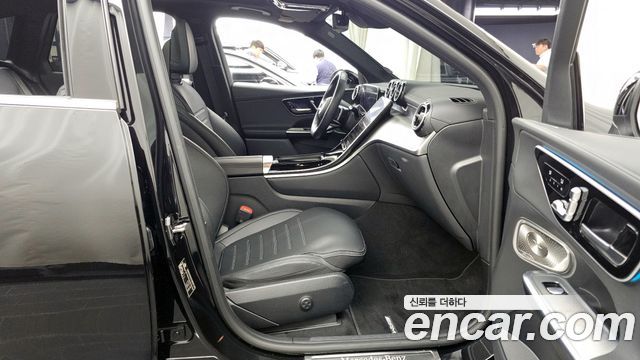 Mercedes-Benz GLC-Class GLC300 4MATIC AMG Line