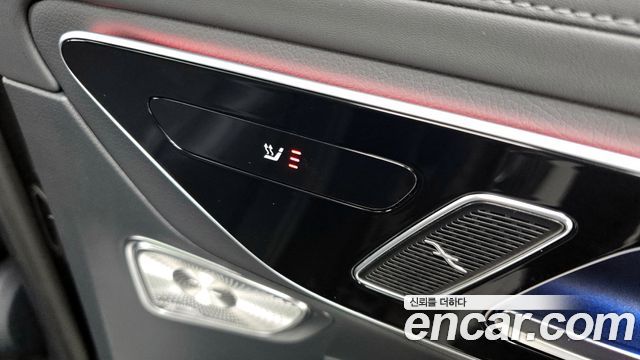 Mercedes-Benz GLC-Class GLC300 4MATIC AMG Line