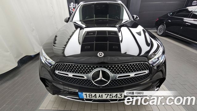 Mercedes-Benz GLC-Class GLC300 4MATIC AMG Line