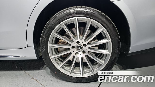 Mercedes-Benz S-Class S500L 4MATIC