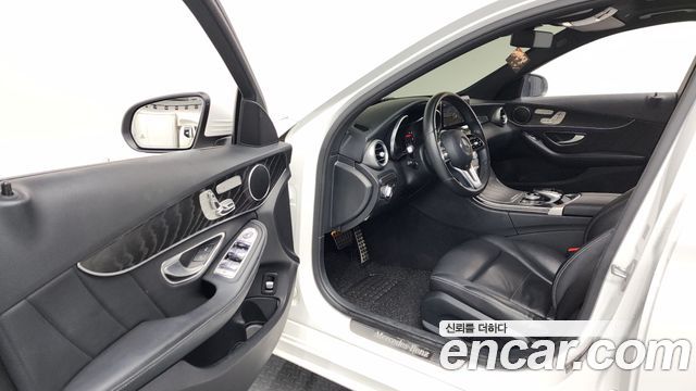 Mercedes-Benz C-Class C220 d 4MATIC AMG Line