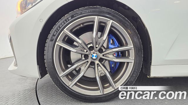 BMW 3-Series M340i Performance