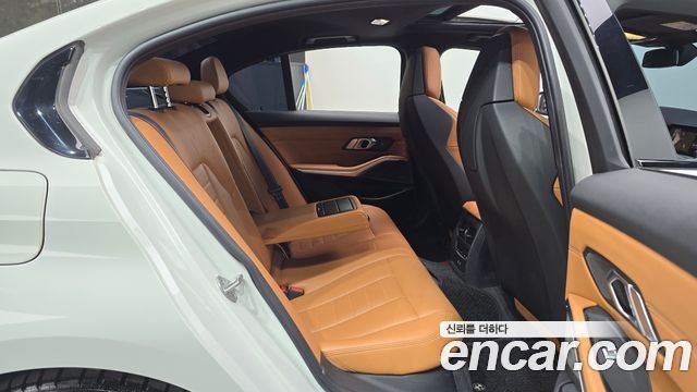 BMW 3-Series M340i Performance