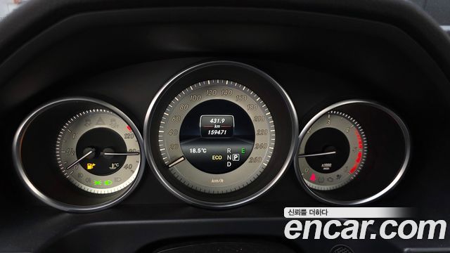 Mercedes-Benz E-Class E220 Bluetec Avantgarde