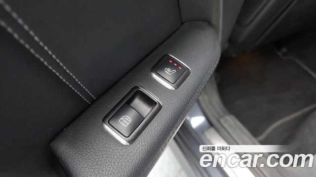 Mercedes-Benz E-Class E220 Bluetec Avantgarde