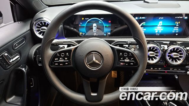Mercedes-Benz A-Class A250 4MATIC Sedan