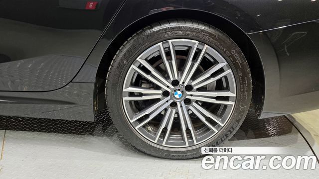 BMW 3-Series 320i M Sport