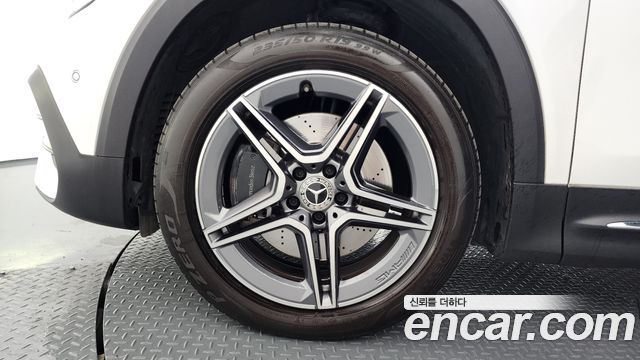 Mercedes-Benz GLB-Class GLB250 4MATIC