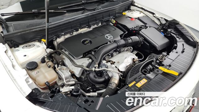 Mercedes-Benz GLB-Class GLB250 4MATIC