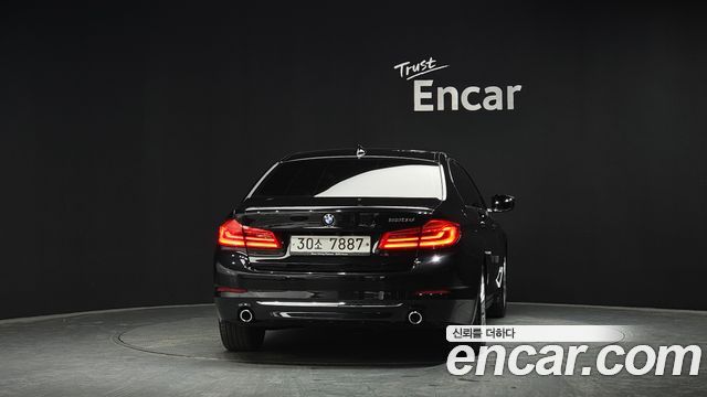 BMW 5-Series 520d Luxury Special Edition