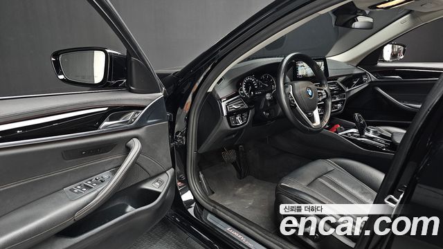 BMW 5-Series 520d Luxury Special Edition