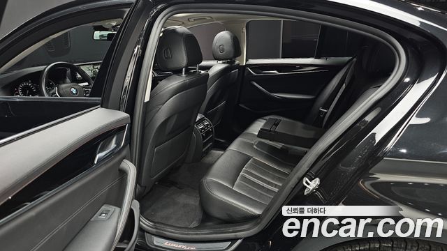 BMW 5-Series 520d Luxury Special Edition