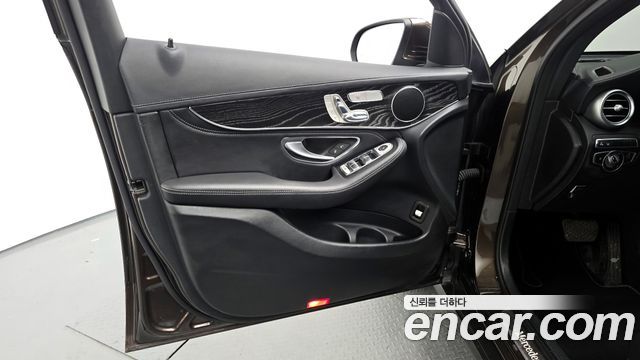 Mercedes-Benz GLC-Class GLC220 d 4MATIC Premium