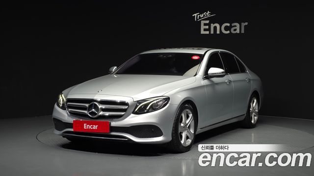 Mercedes-Benz E-Class E200 Avantgarde