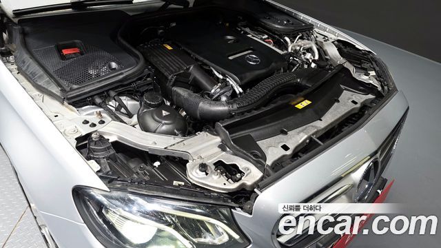 Mercedes-Benz E-Class E200 Avantgarde