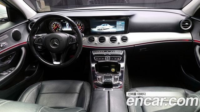 Mercedes-Benz E-Class E200 Avantgarde