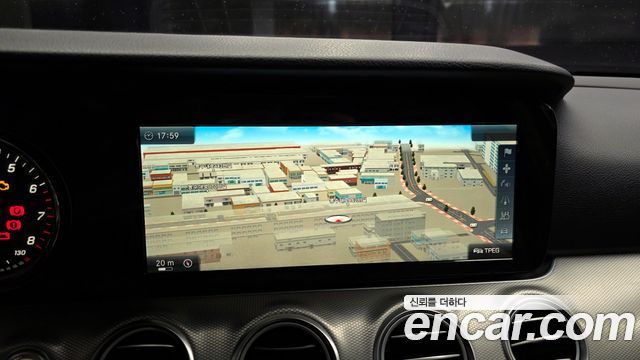 Mercedes-Benz E-Class E200 Avantgarde