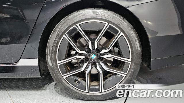 BMW 7-Series 740i xDrive M Sport Limited