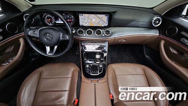 Mercedes-Benz E-Class E220d Avantgarde