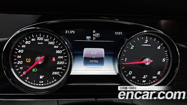 Mercedes-Benz E-Class E220d Avantgarde